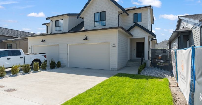 Armstrong BC Real Estate | 2467 Bradley Drive #101